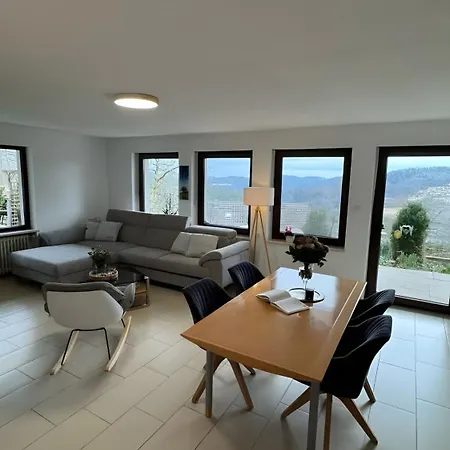 Fernblick Apartamento Thurmansbang